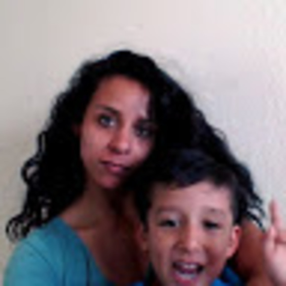 Meet your Posher, Jestina - Picture 1 of 1